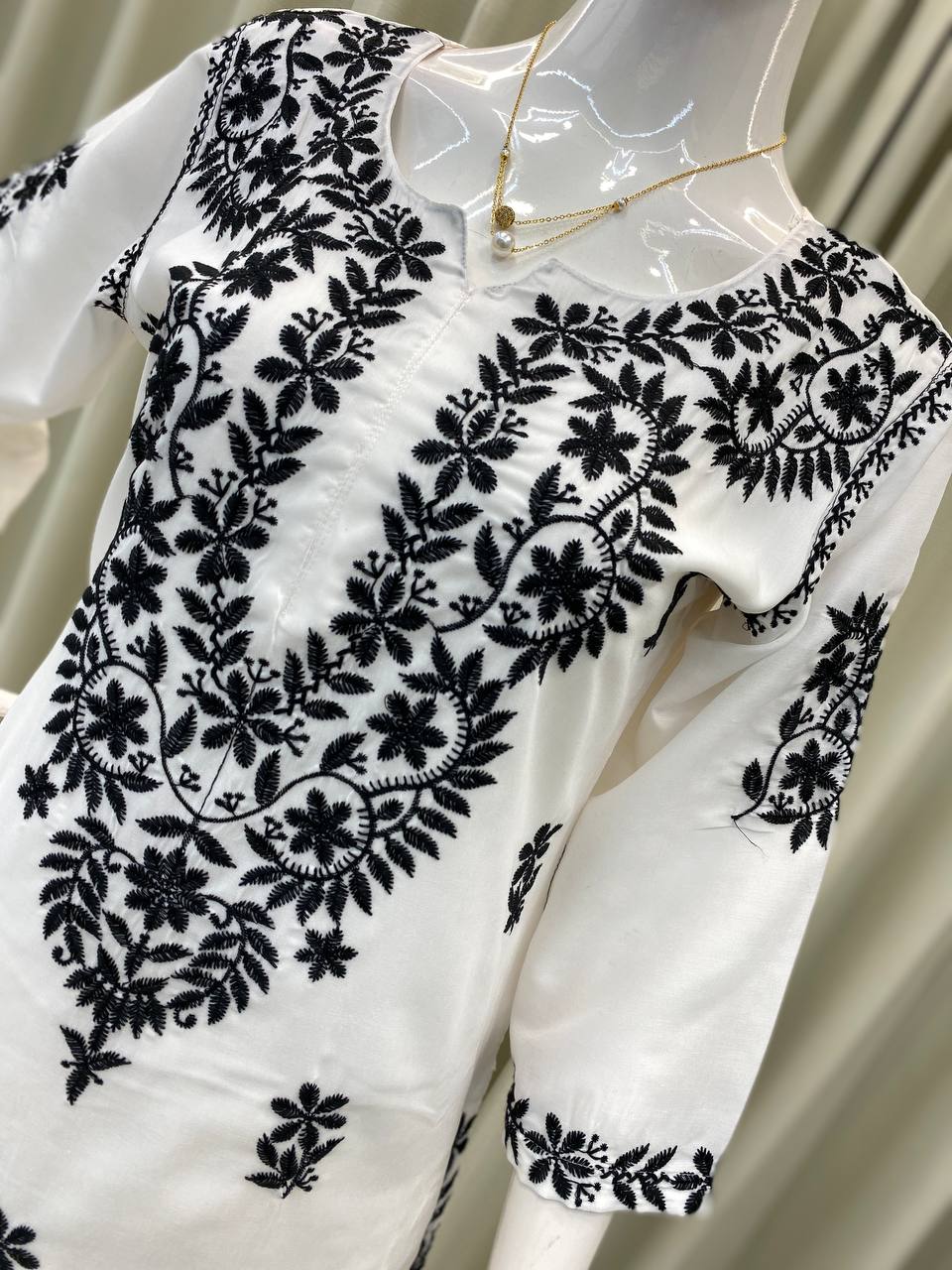 Stylish Maslin Kurta with Palazzo Set – Embroidery Work