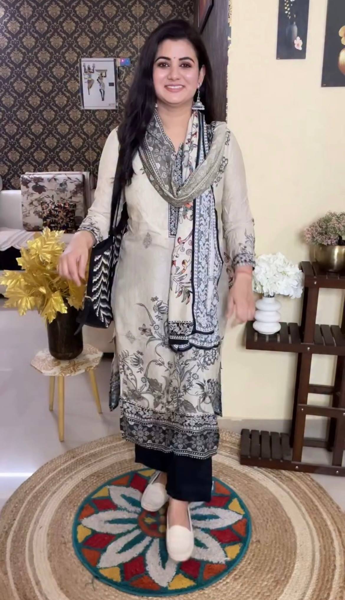 Chinon Printed Kurta Pant Set with Matching Dupatta – Elegant Designer Wear
