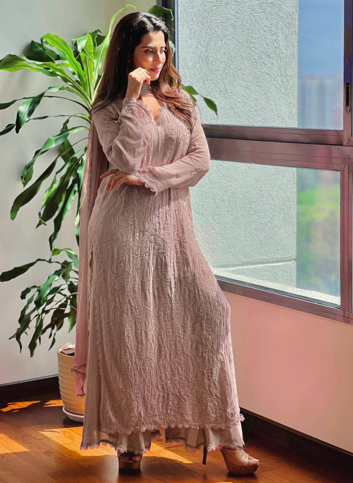 Trending Faux Georgette 3-Piece Set with Cotton Thread Embroidery & GPO Lace