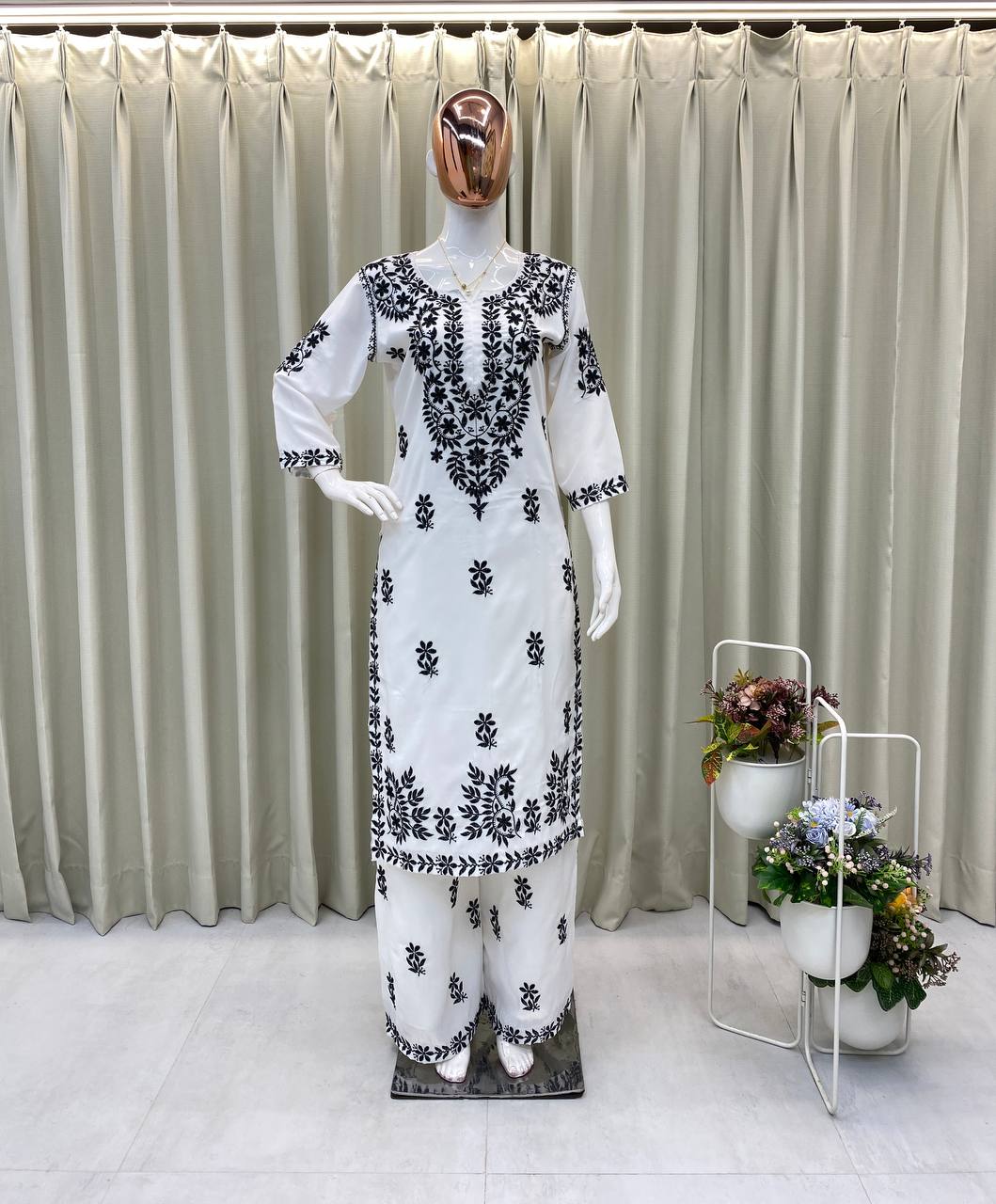Stylish Maslin Kurta with Palazzo Set – Embroidery Work