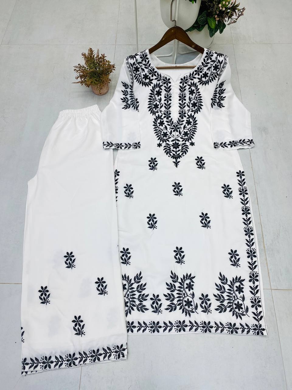 Stylish Maslin Kurta with Palazzo Set – Embroidery Work