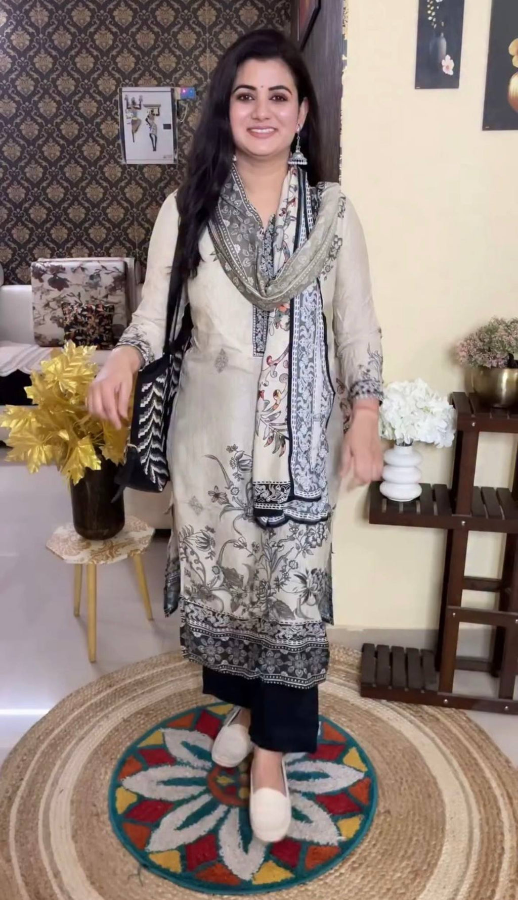 Chinon Printed Kurta Pant Set with Matching Dupatta – Elegant Designer Wear