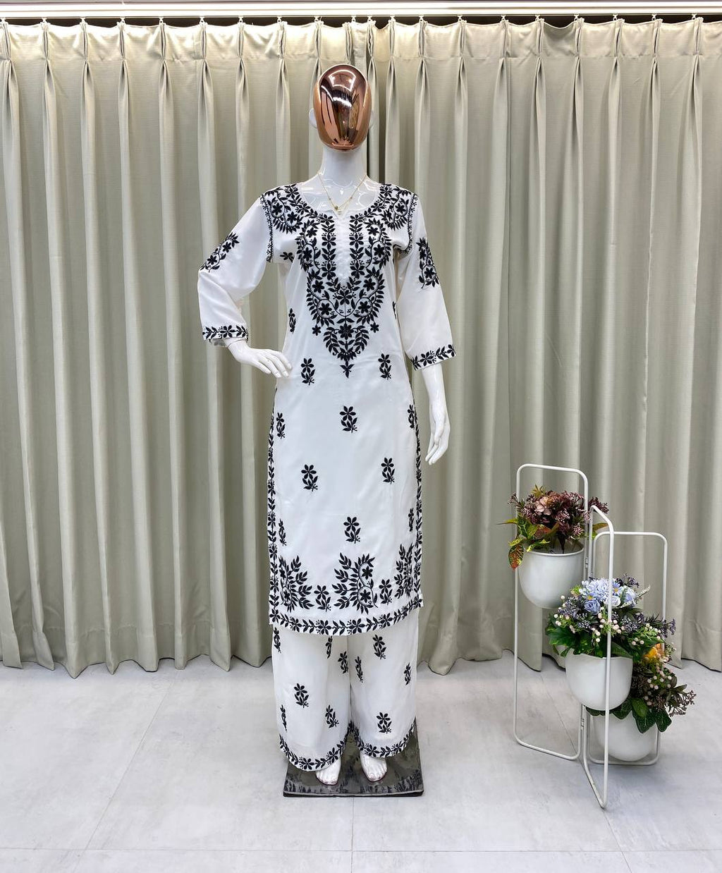 Stylish Maslin Kurta with Palazzo Set – Embroidery Work